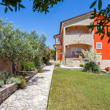Villa Orange II Medulin Bagian luar foto