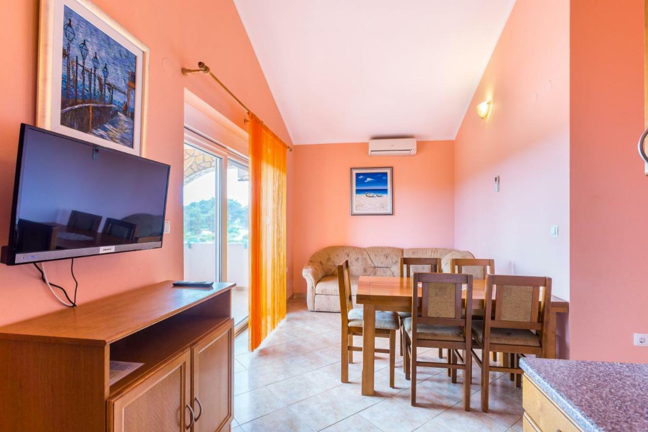 Villa Orange II Medulin Bagian luar foto